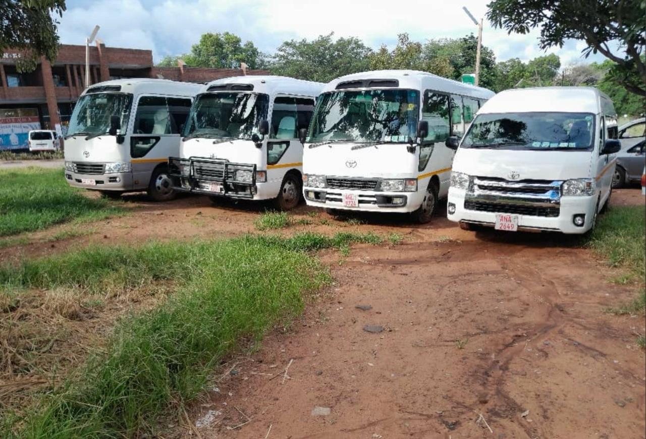 Transfers & Airport Shuttles
